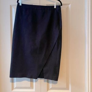 BANANA REPUBLIC Size 10, Black Pencil Skirt, Thick Jersey Material.